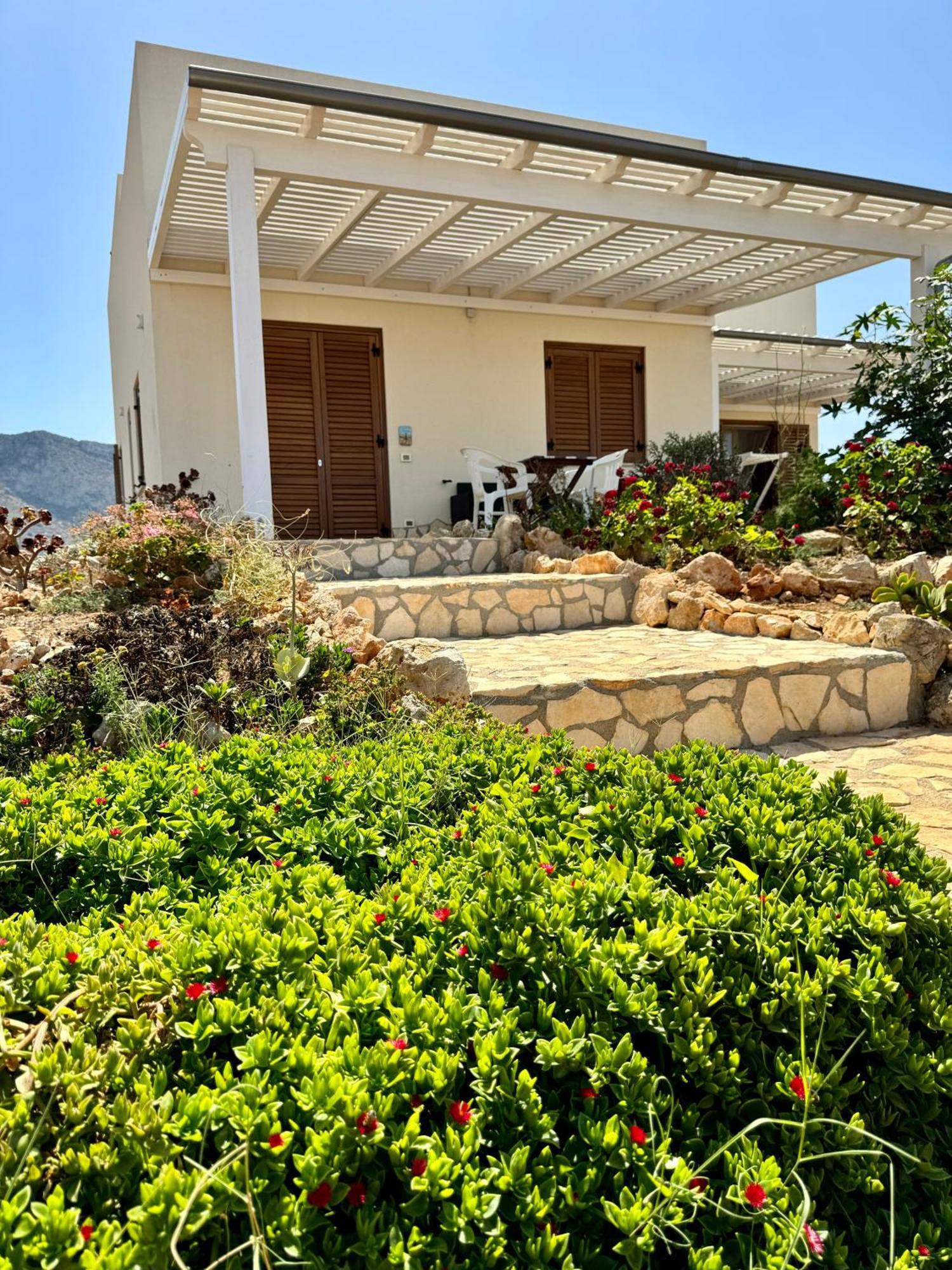 Aria Case Vacanze Favignana Bagian luar foto
