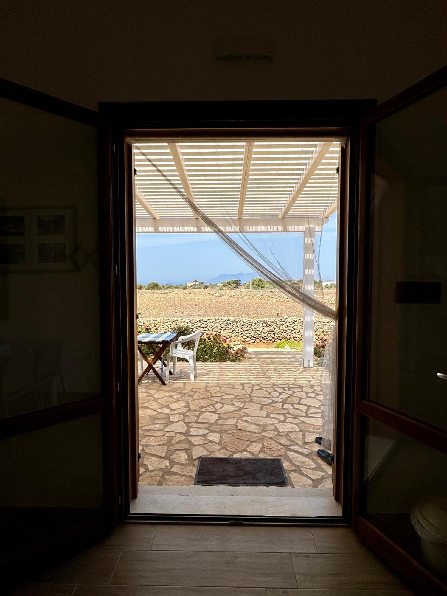 Aria Case Vacanze Favignana Bagian luar foto